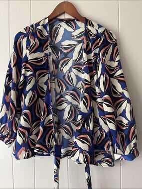 Vero Moda Blue Floral Tie-Front Tunic